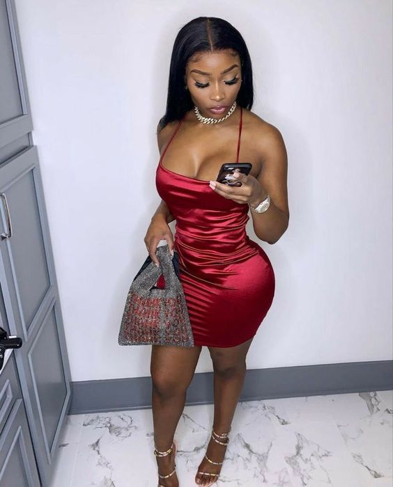 18. Geburtstag Outfit Enges Kleid Sexy Homecoming Kleid Y414