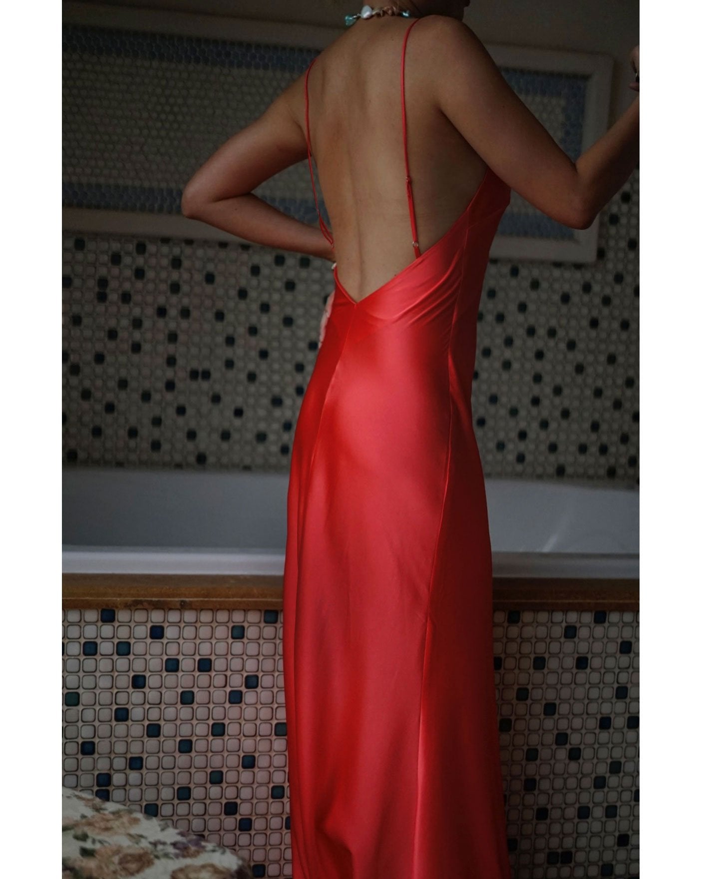 100% Mulberry Silk Simplicity V Neck Dress