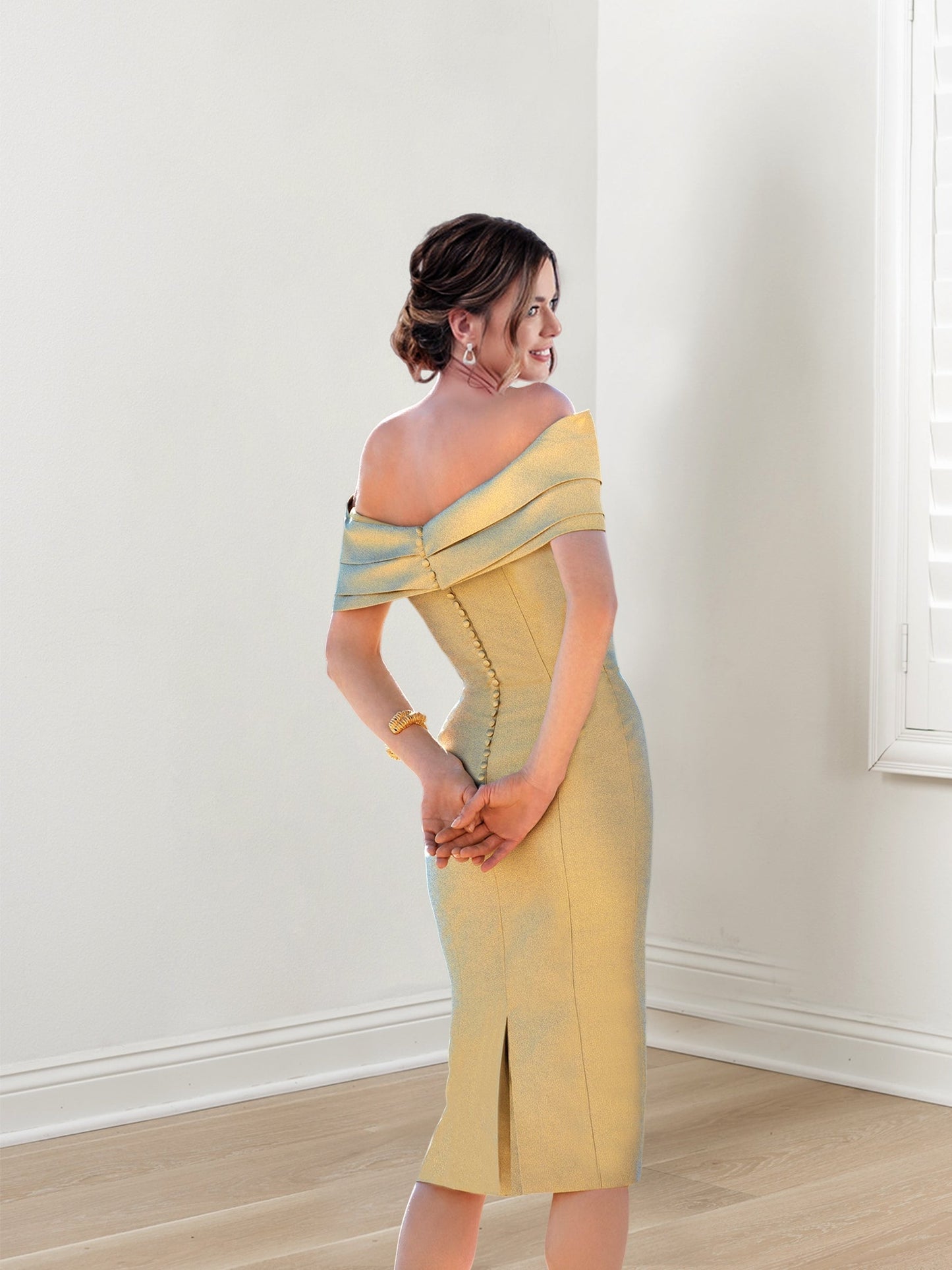 Vestidos para madre de la novia con mangas cortas y hombros descubiertos con corte tubo/columna