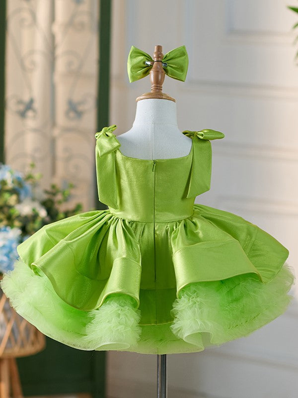 Vestido de tul satinado verde hasta la rodilla para niña