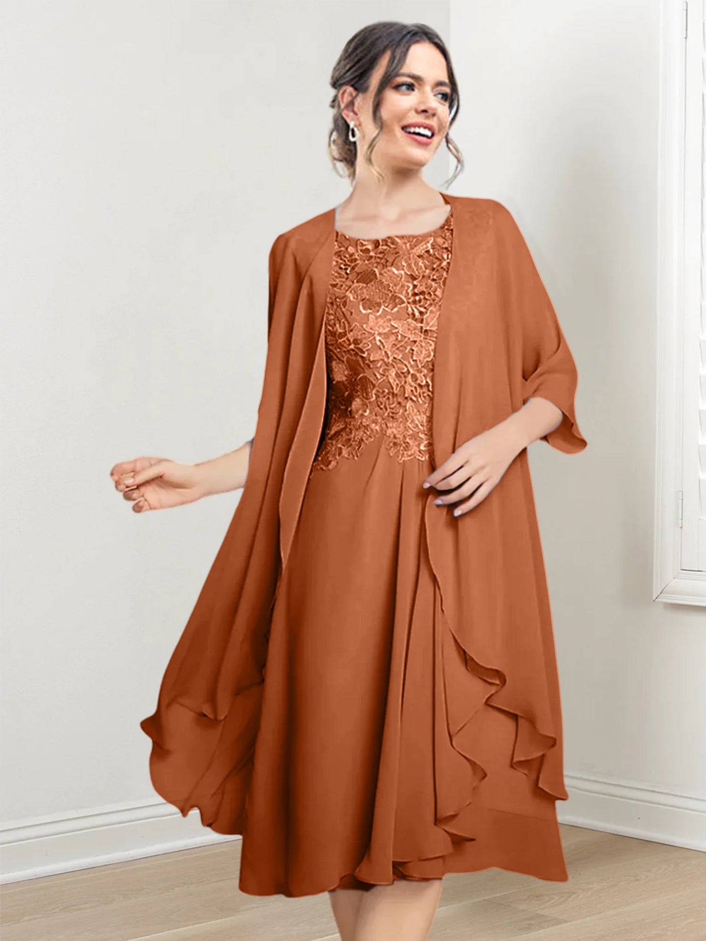 Vestidos de madre de la novia de corte A/princesa con escote redondo y largo hasta la rodilla