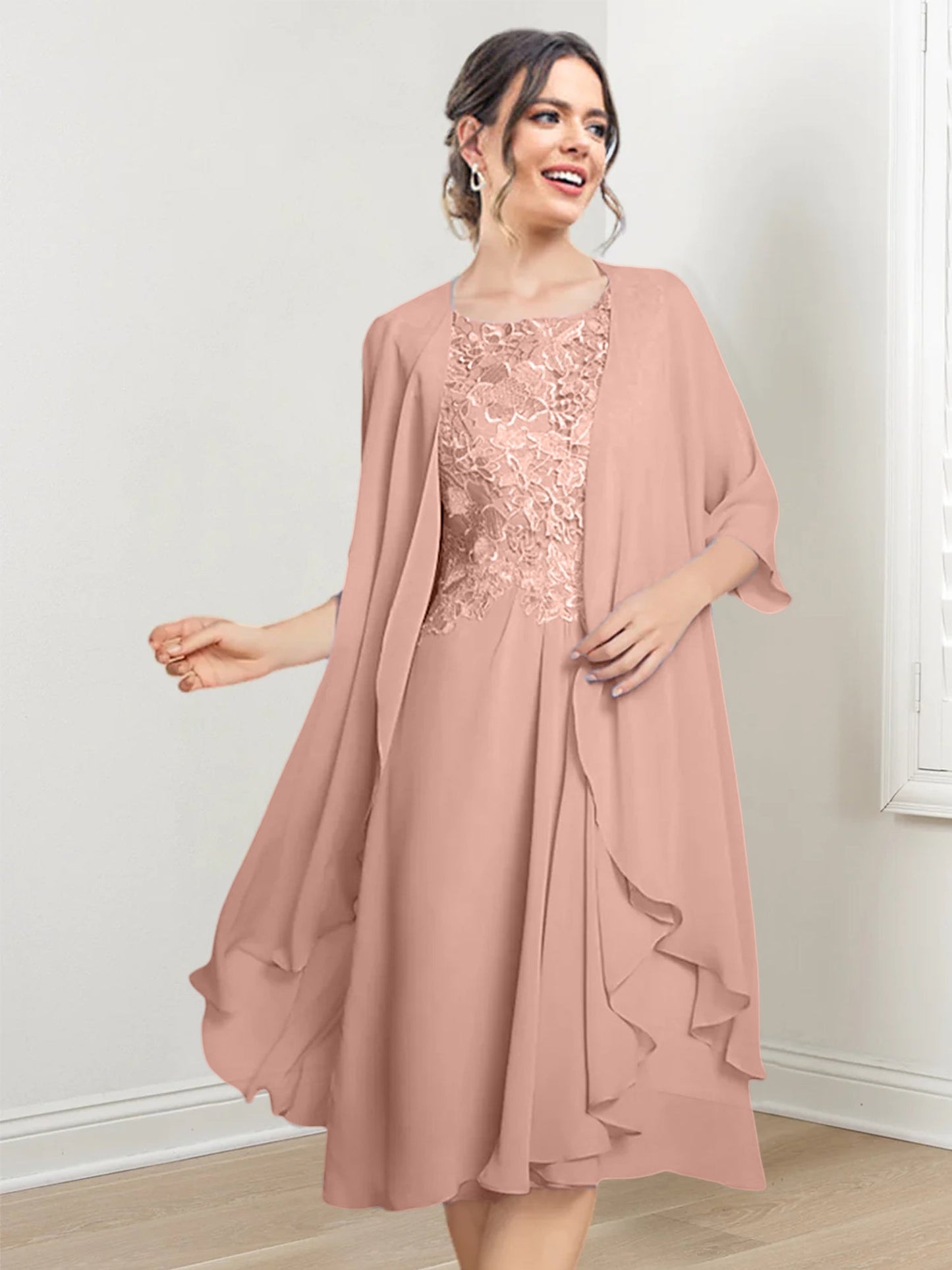 Vestidos de madre de la novia de corte A/princesa con escote redondo y largo hasta la rodilla