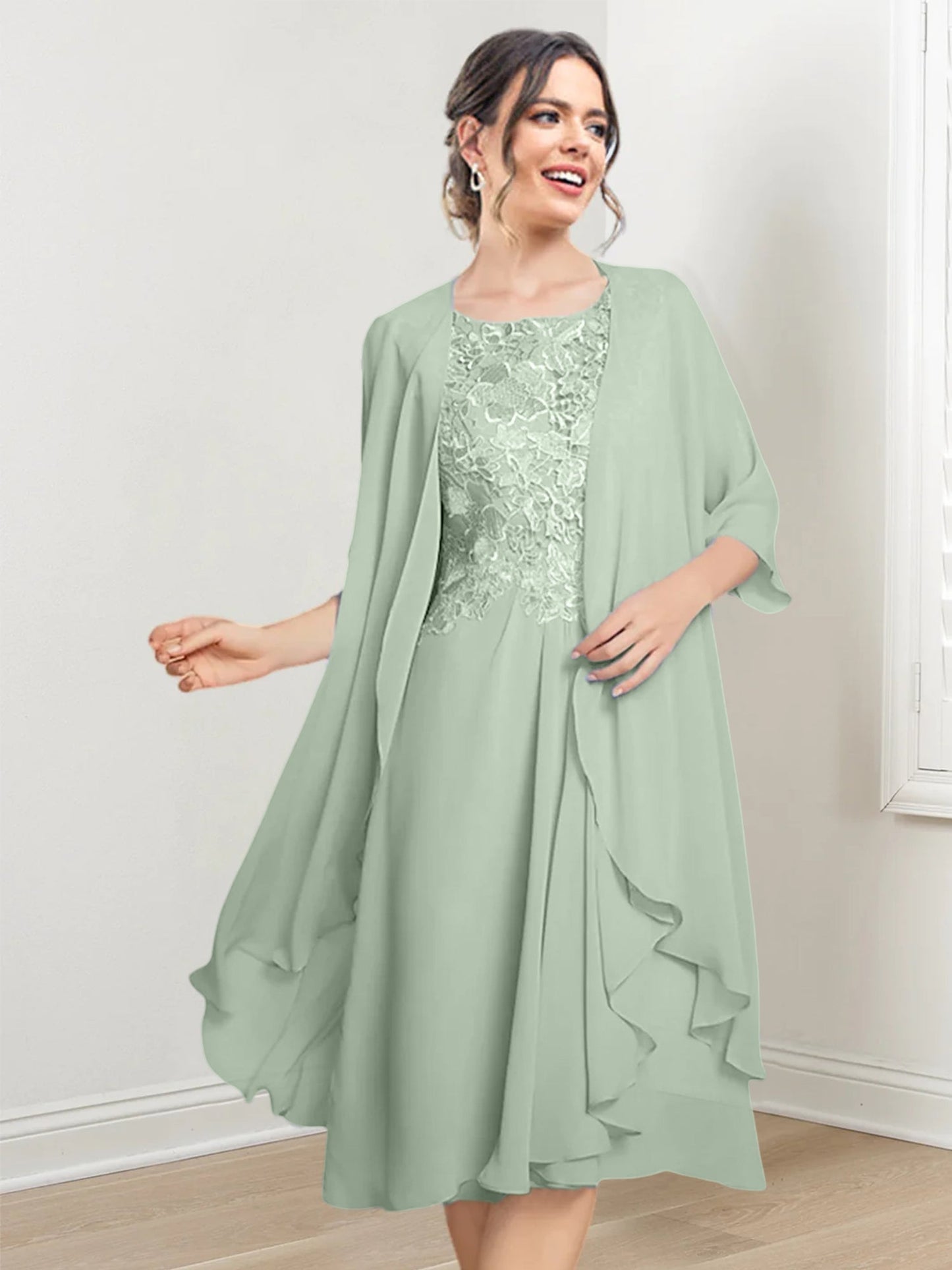 Vestidos de madre de la novia de corte A/princesa con escote redondo y largo hasta la rodilla