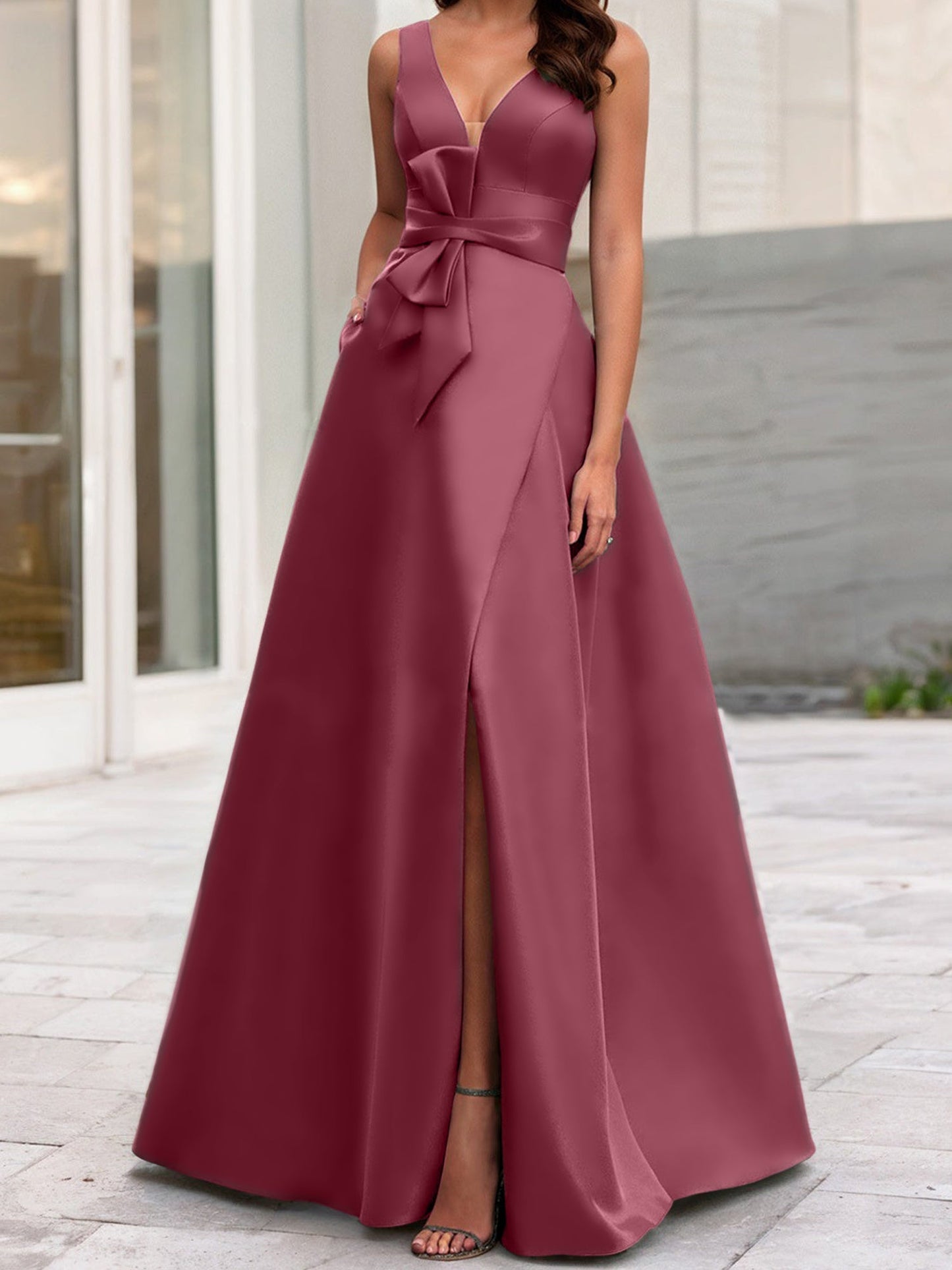 A-Line/Princess V-Neck Sleeveless Mother Of The Bride Dresses With Split Side