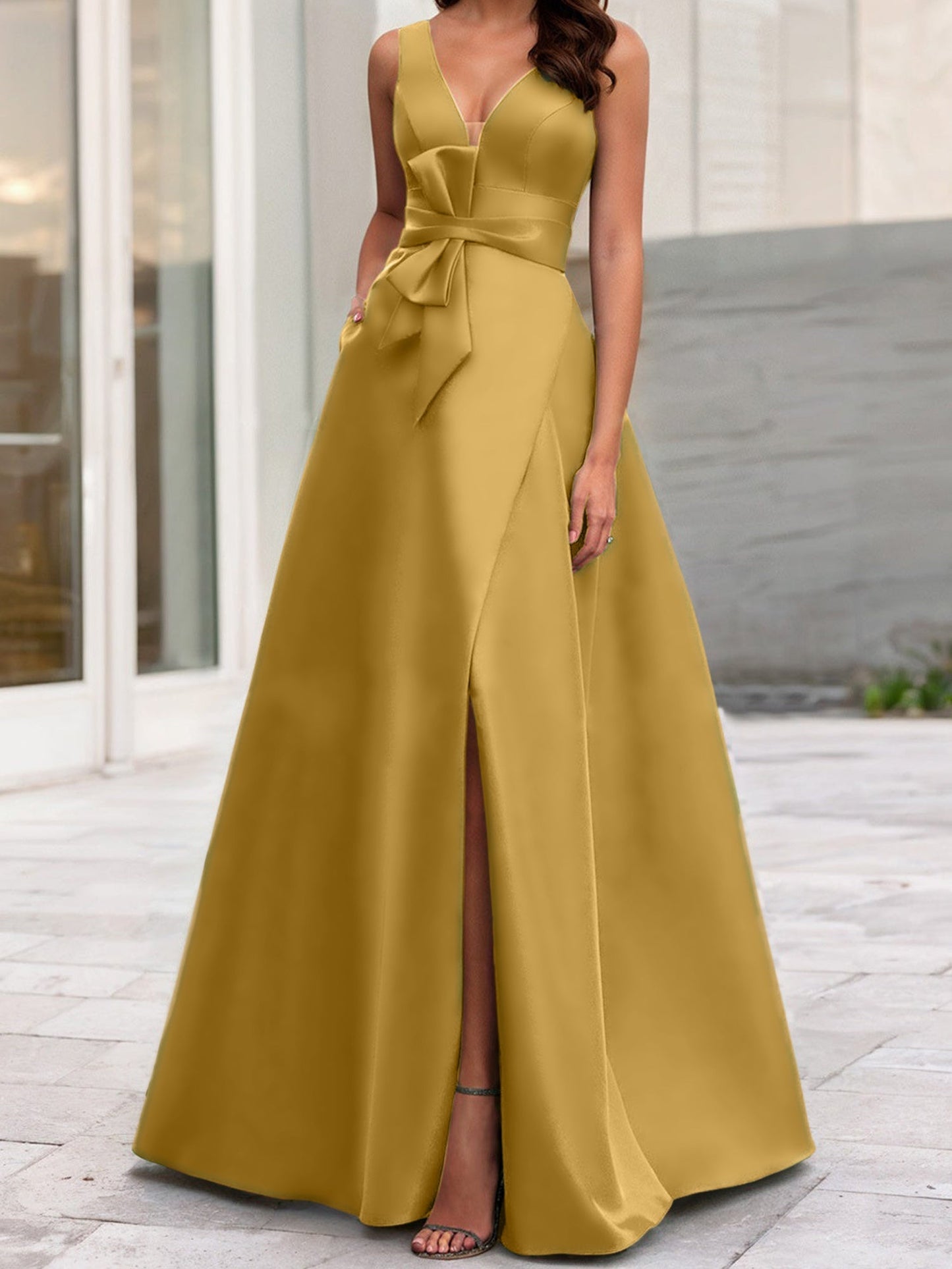 A-Line/Princess V-Neck Sleeveless Mother Of The Bride Dresses With Split Side