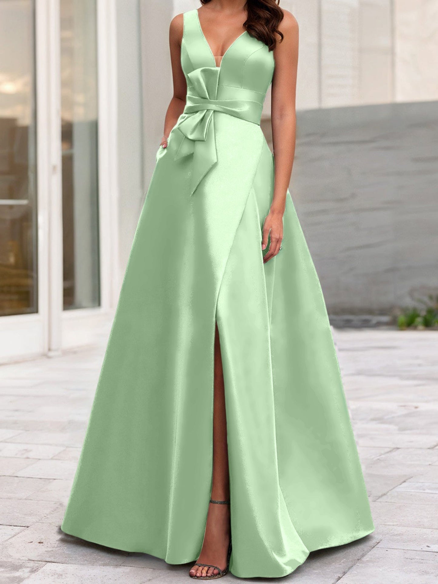 A-Line/Princess V-Neck Sleeveless Mother Of The Bride Dresses With Split Side