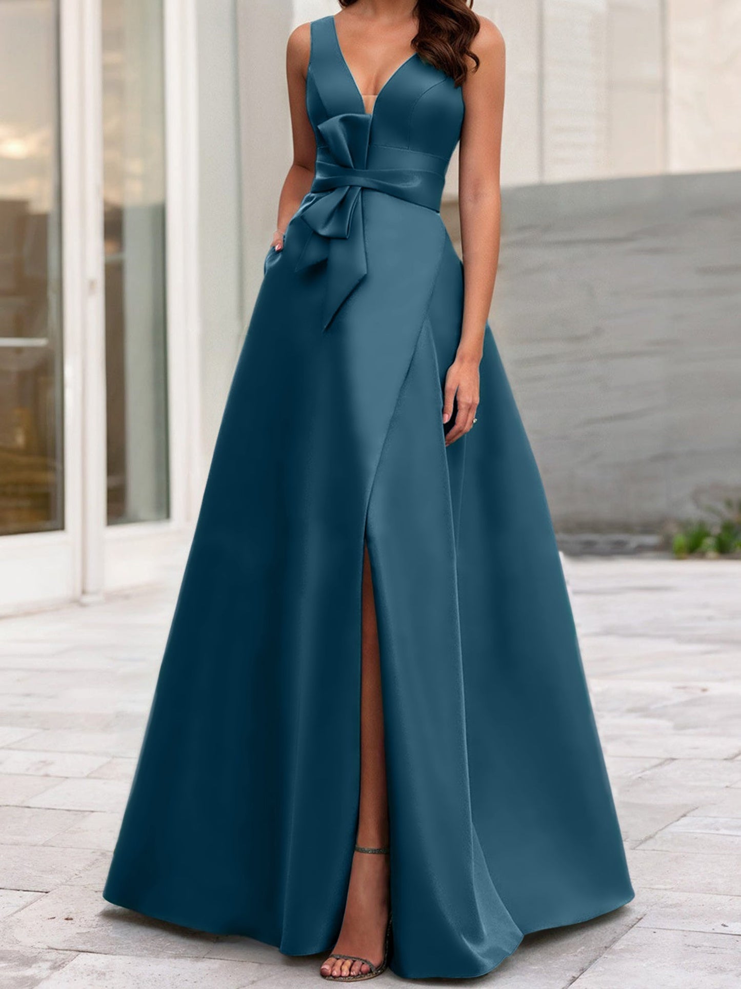 A-Line/Princess V-Neck Sleeveless Mother Of The Bride Dresses With Split Side