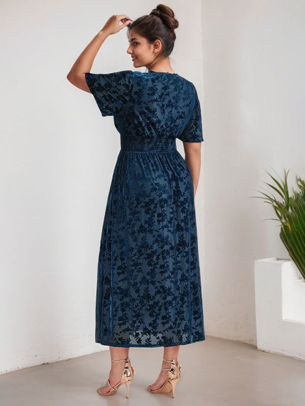 A-Linien-Kleid mit V-Ausschnitt und wadenlangem Samtkleid für die Brautmutter in Übergröße