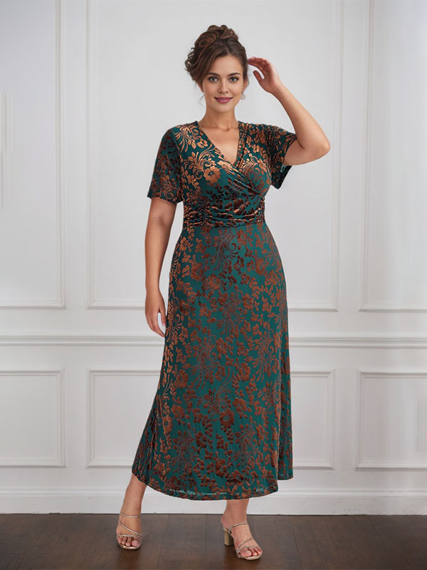 Vestido vintage liso de terciopelo con escote en V y mangas cortas, largo hasta la rodilla, para madre de la novia con abertura