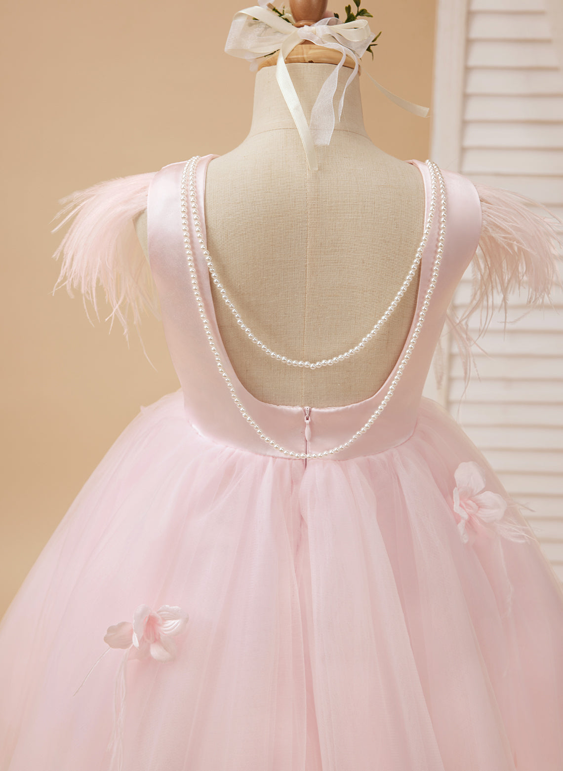 Princess Sleeveless Tulle Flower Girl Dress with Beading and Feather Bow (010224704)
