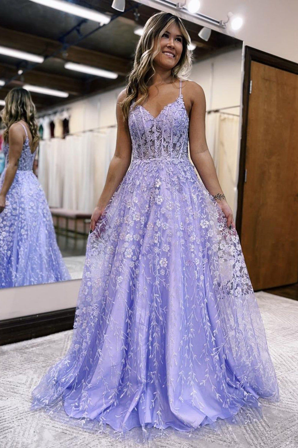 A Line Spaghetti Straps Lilac Corset Prom Dress with Appliques – Sunnderly