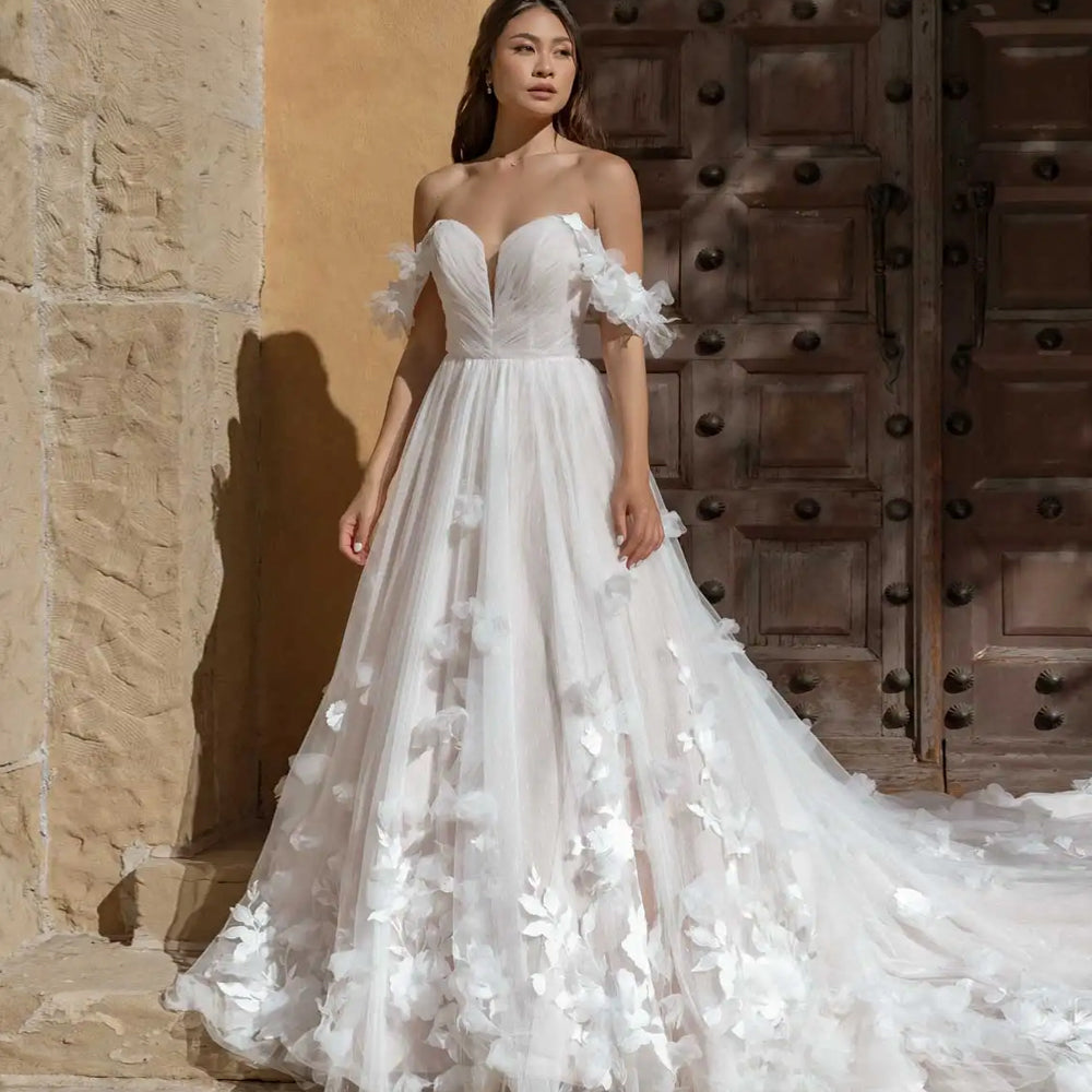 Whimsical Tulle Ballgown Wedding Dress With 3D Flowers And Off the Shoulder Straps Sweetheart Custom Made For Women-payinti