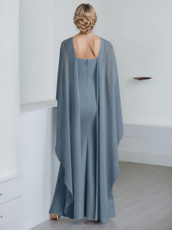 Bodenlanges Etui-Kleid aus Chiffon mit U-Ausschnitt und kaskadierenden Rüschen