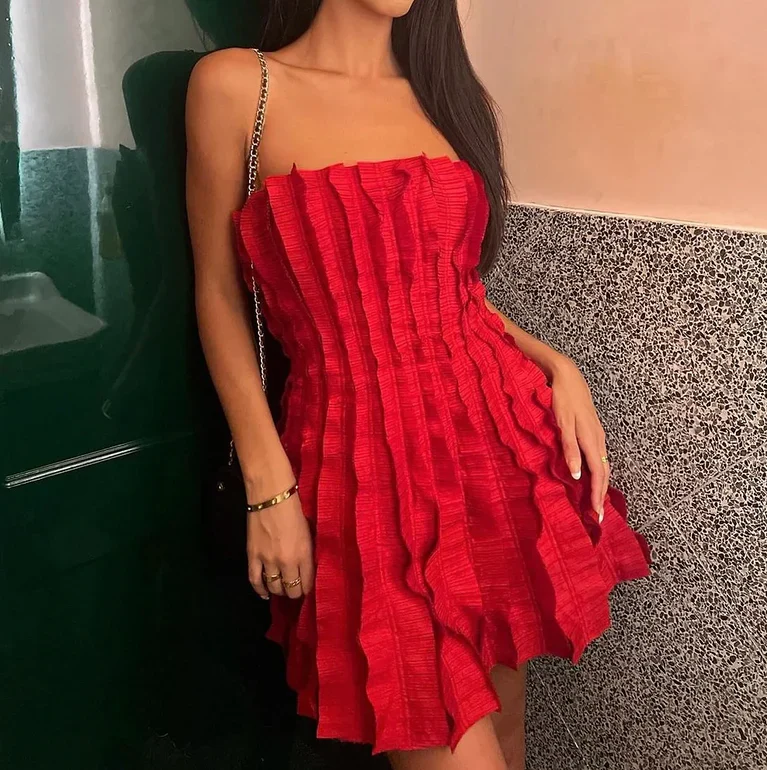 Trägerloses rotes Rüschen-A-Linien-Heimkehrkleid, Mini-Ballkleid Y8004