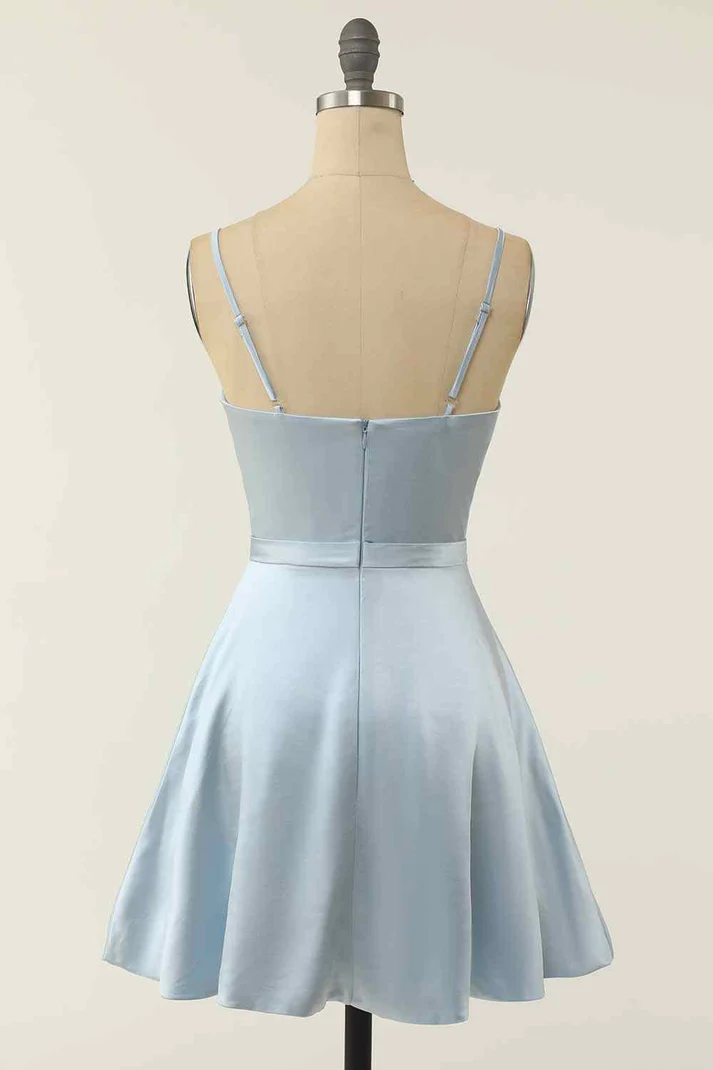 A-Linie V-Ausschnitt Twist Knoten Cut-Out Plissee Mini Homecoming Kleid Y1866