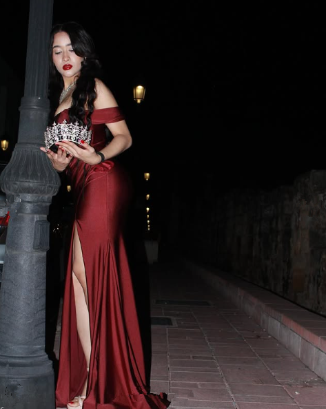 Elegante vestido de noche estilo sirena color burdeos con aberturas laterales, vestido formal de fiesta Y8414
