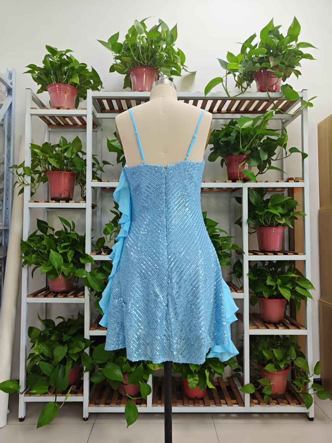 Hermoso vestido de cóctel de gasa con volantes y lentejuelas azules, vestido de fiesta Y8253
