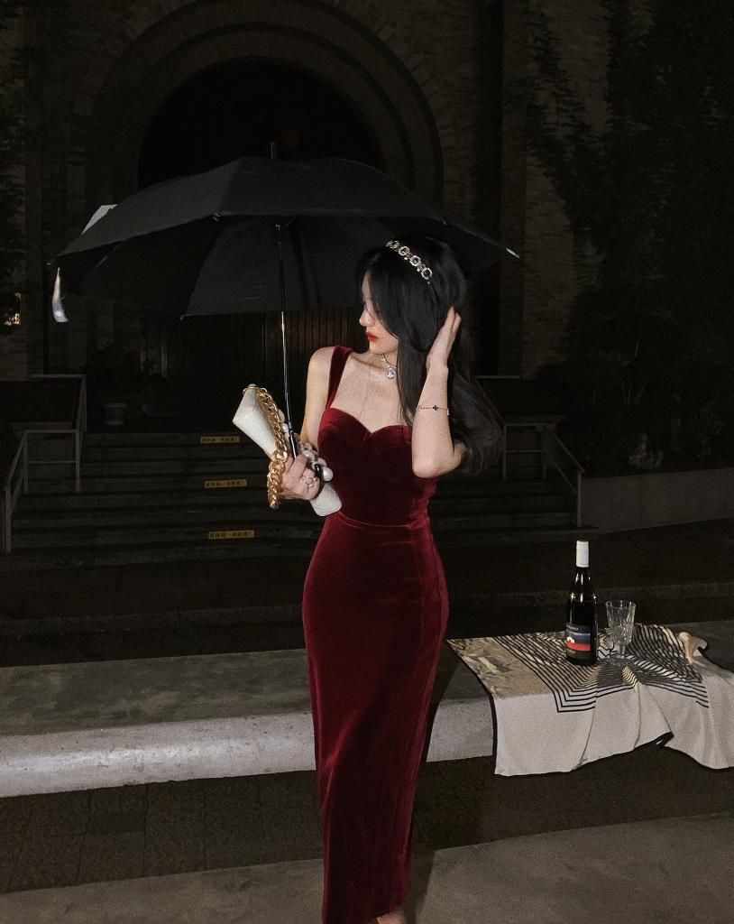 Neue Sommer Frauen Vintage Ärmelloses Samtkleid Weibliche Spaghetti Strap Sexy Bodycon Kleid Damen Elegante Abendkleid Y1654