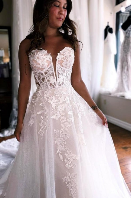 Vestidos de novia de tul con escote corazón, sin mangas, corte A y largo hasta el suelo, con apliques