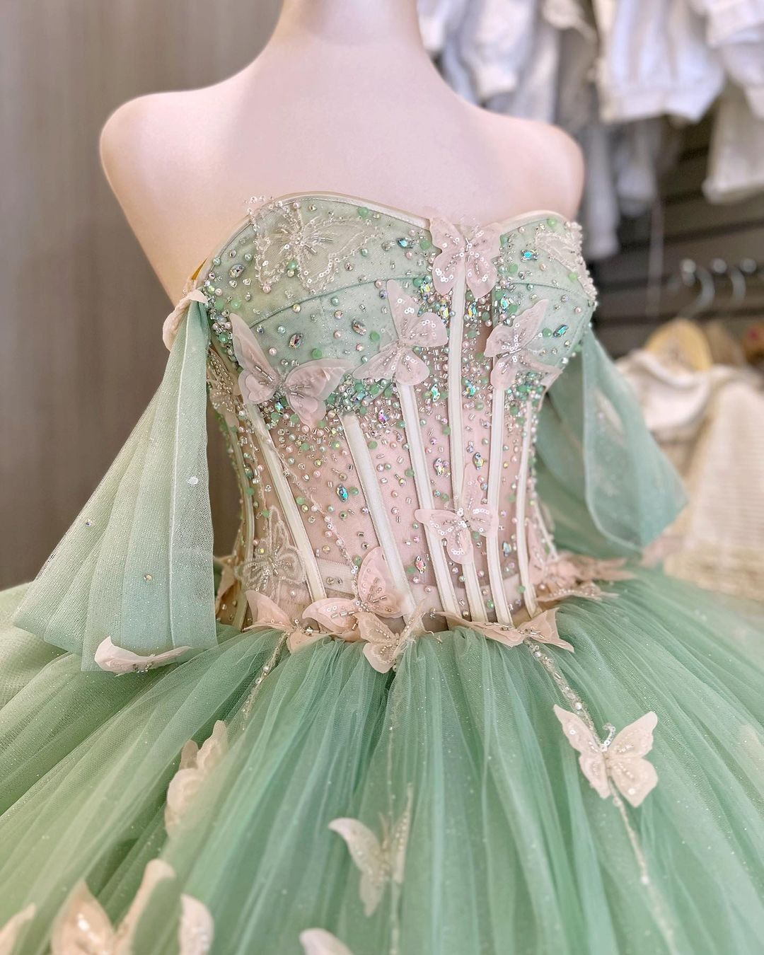 Impresionante vestido de princesa de tul verde con mariposas, vestido de fiesta, vestido de quinceañera Y5462