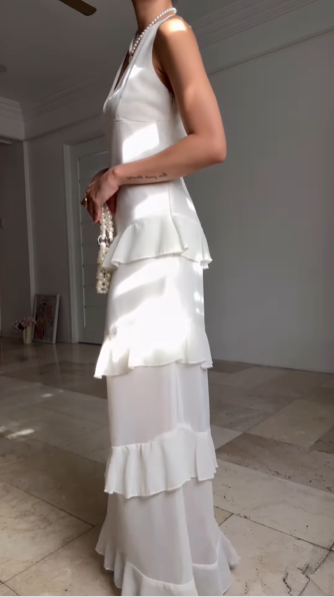 Vestido de fiesta blanco sencillo de gasa con escote en V y volantes, vestido de noche largo sin espalda Y8500