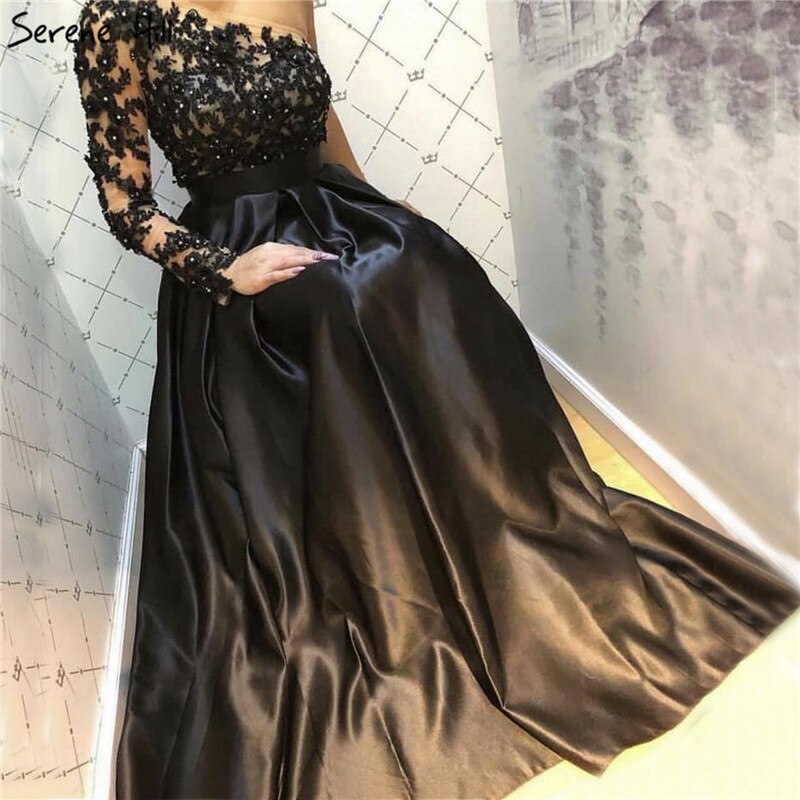 Schwarz Off Schulter Sexy A-linie Abendkleider 2025 Handgemachte Blumen Kristall Satin Formale Kleid LA70038