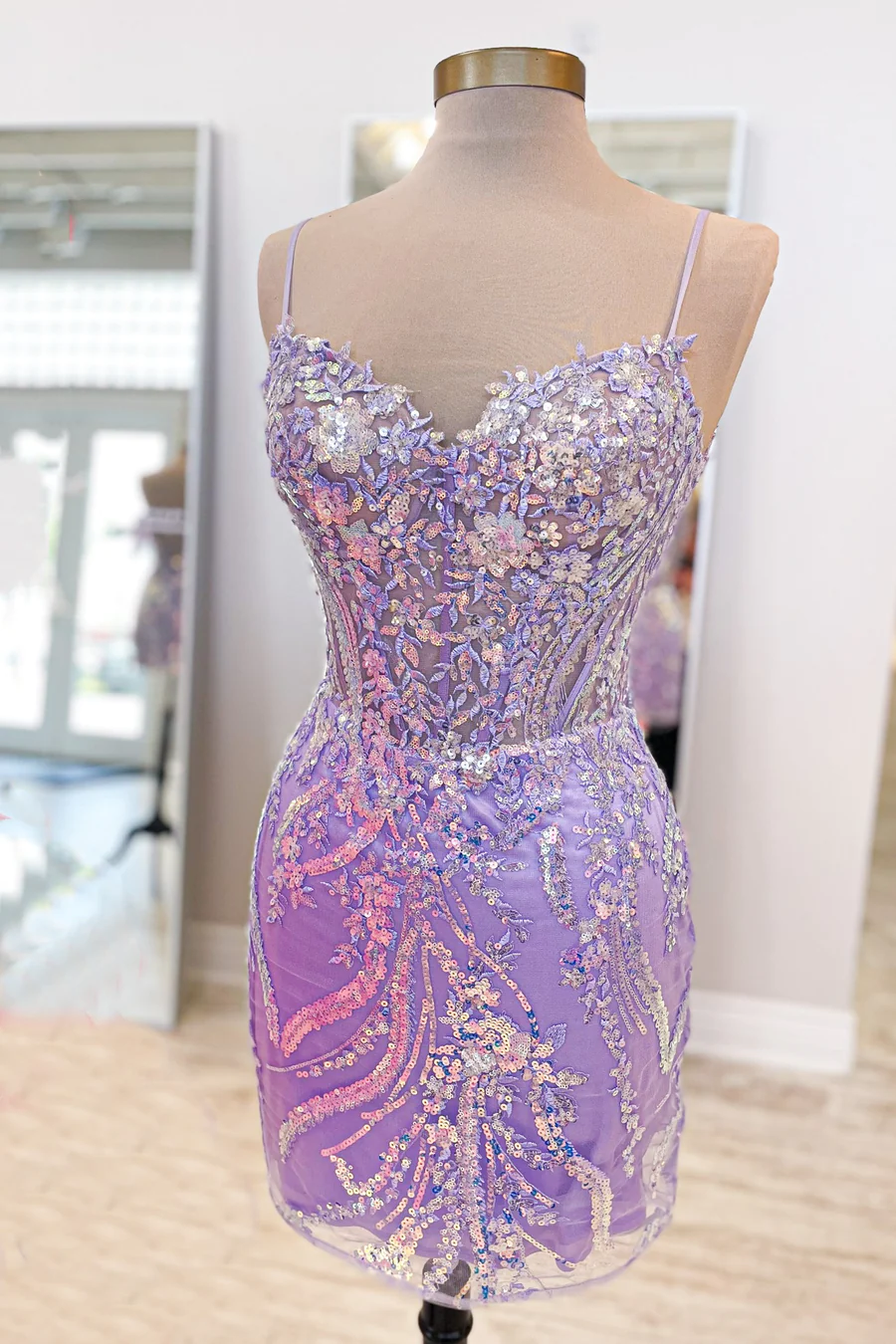 Träger Lavendel Pailletten Applikationen Enges Mini Homecoming Kleid Y4007