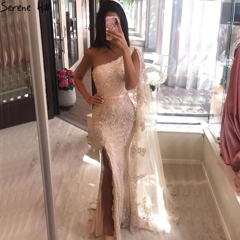 Vestido de noche sexy de sirena con un solo hombro color champán, sin mangas, con encaje y perlas, vestido formal 2025 LA70181