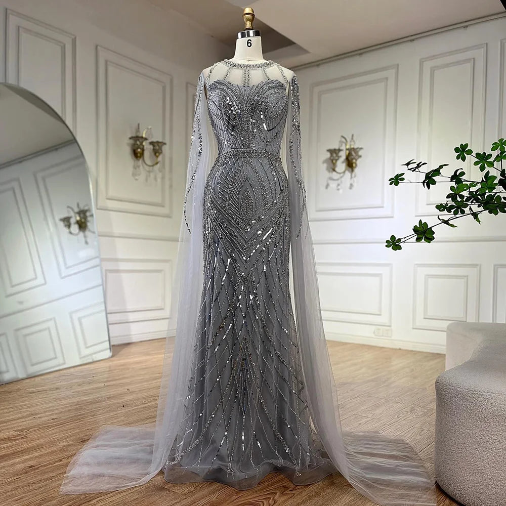 Vestido de noche estilo sirena árabe gris 2025 con cuentas, elegante vestido con mangas estilo capa para ocasiones formales LA72611