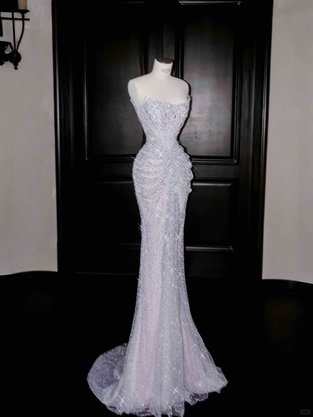 Glitzerndes lila Tüll-Ballkleid mit Perlen, trägerlos, Meerjungfrau-Abendkleid Y8664