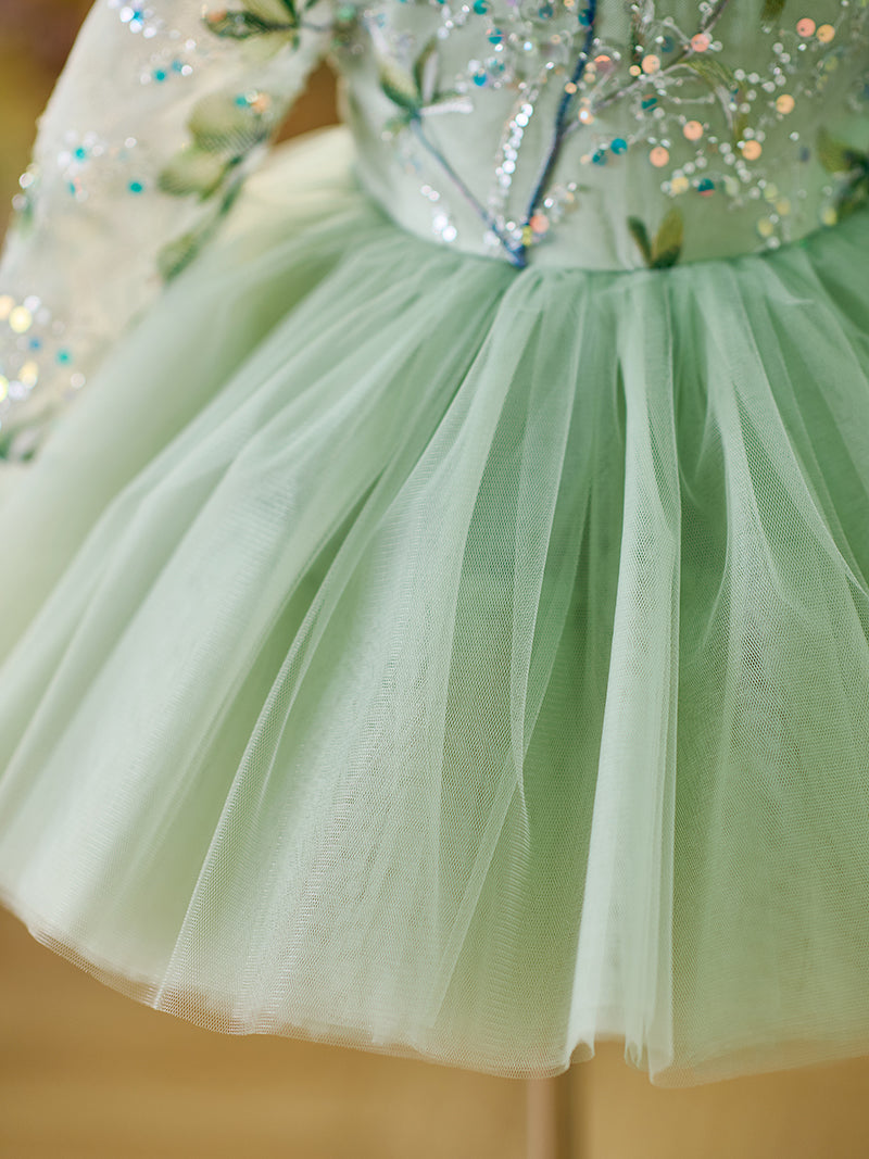 Vestido verde salvia de manga larga hasta la rodilla para niña
