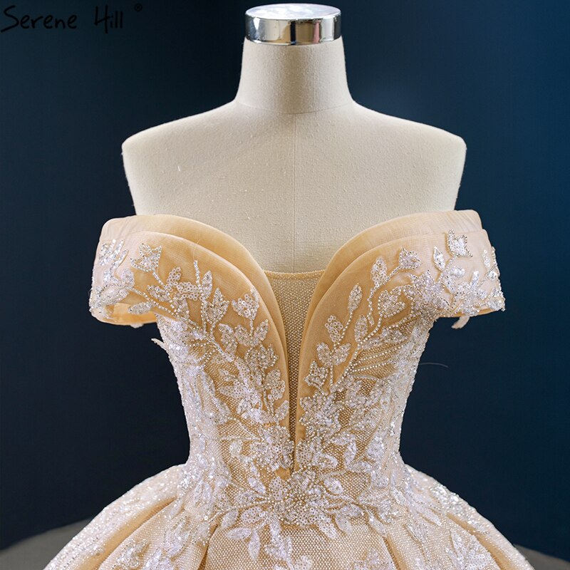 Dubai Gold Off Schulter Design Brautkleider 2025 Handgemachte Blumen Perlen Sexy Brautkleider HM67135 Nach Maß