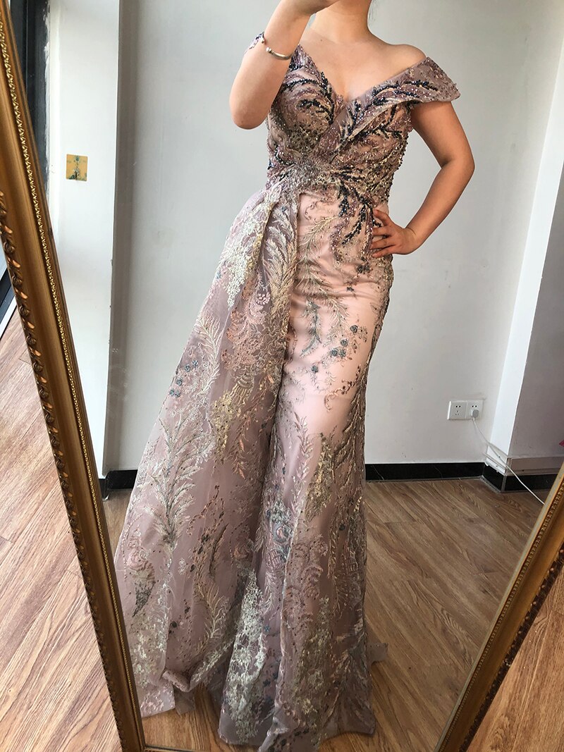 Vestidos de noche sexys de sirena gris de Dubái, sin mangas, con escote en V y cristales, LA70557