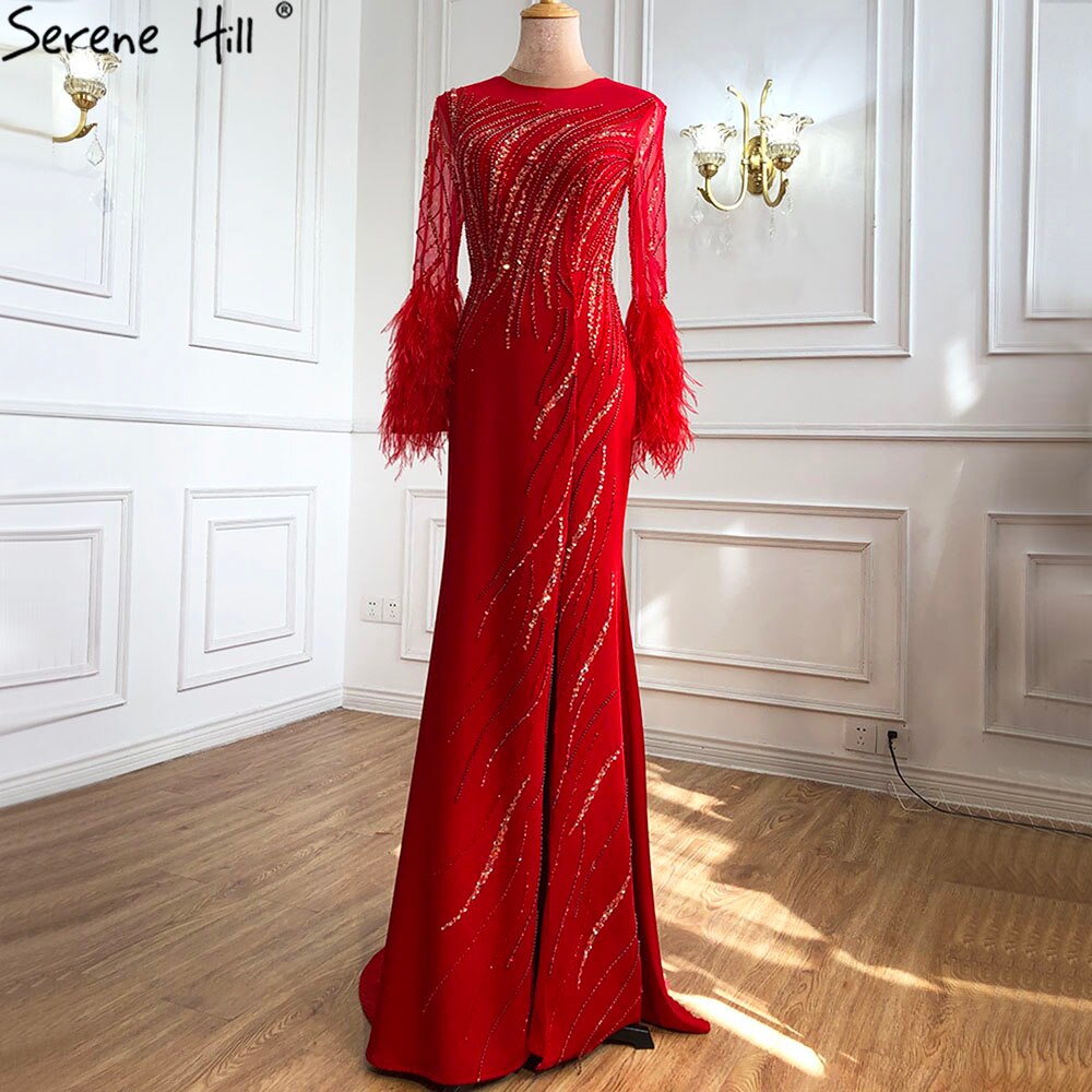 En oferta, sin devolución ni reembolso. Vestido de noche estilo sirena con cuello redondo, lentejuelas y cuentas en rojo de Dubái, plumas y mangas largas, 2025 LA70379.