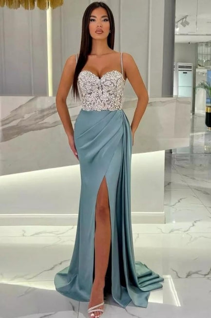 Elegantes langes Meerjungfrau-Abschlussballkleid mit Spaghettiträgern und herzförmigem Ausschnitt und Glitzer