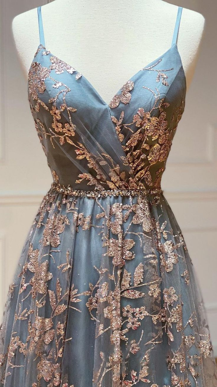 A-Linie V-Ausschnitt Tüll Pailletten Langes Ballkleid, Rückenfreies Langes Abendkleid Y5620