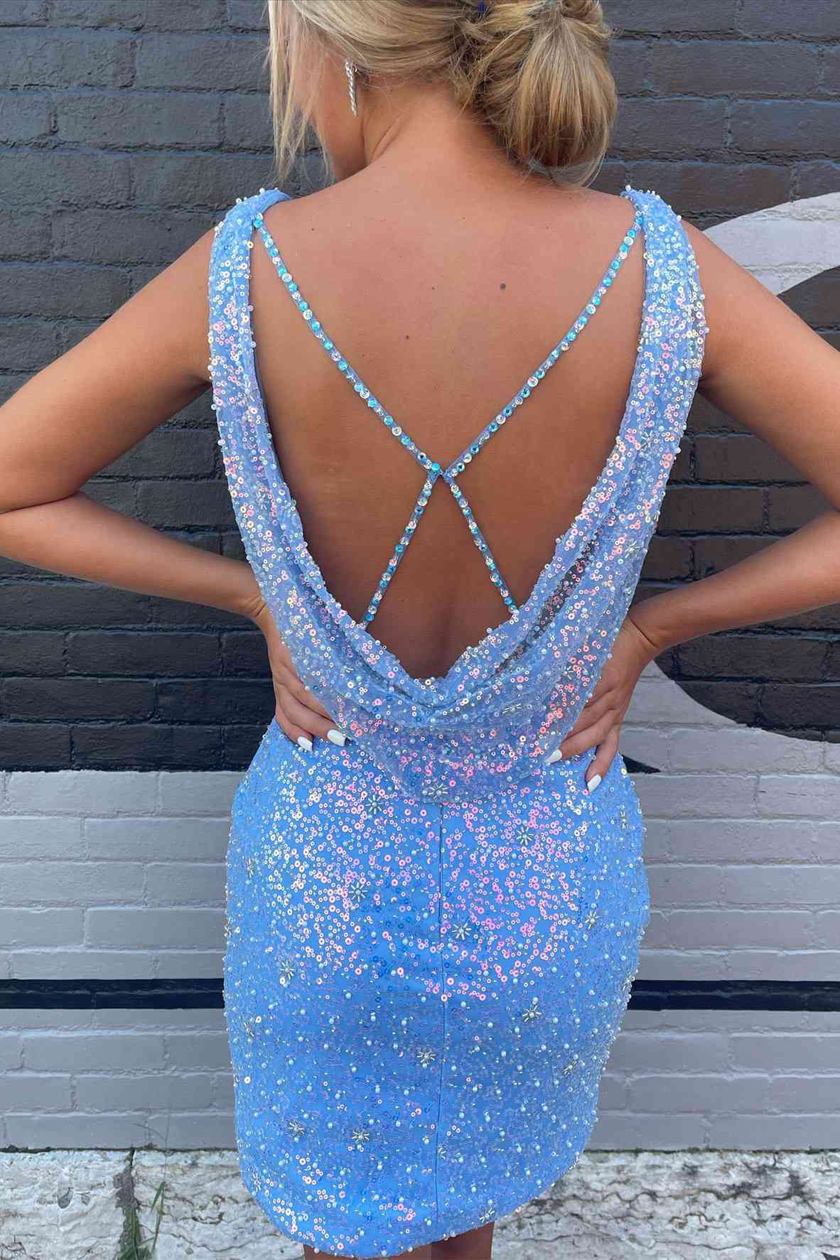 Yolande | Vestido de fiesta con lentejuelas azul cielo