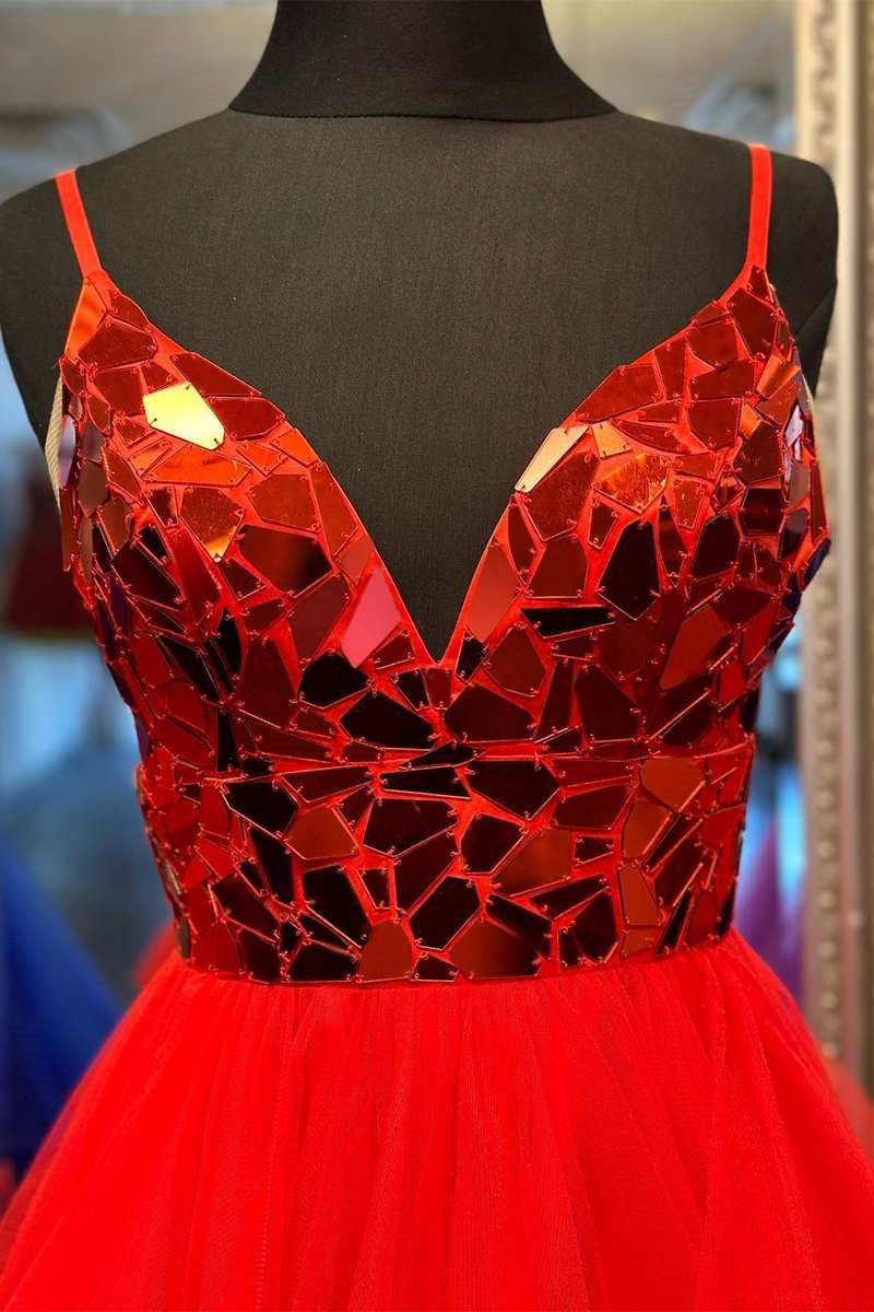 Brandi | A-Linie V-Ausschnitt Spiegelgeschnittene Pailletten Rüschenlagen Langes Ballkleid