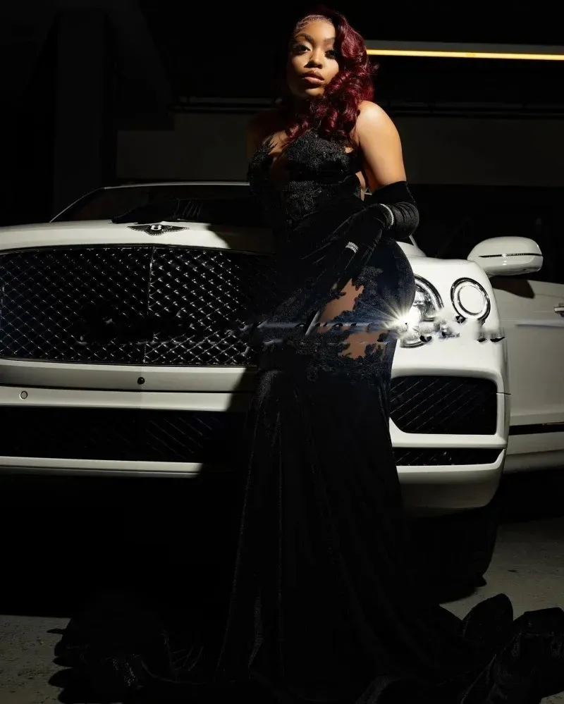 Sexy Spitzenapplikationen Ballkleid Schwarz Meerjungfrau Abendkleid Y6497