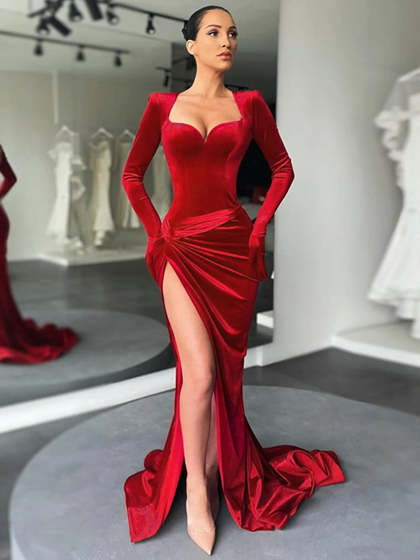 Elegante vestido de noche de terciopelo azul real con abertura alta Y402