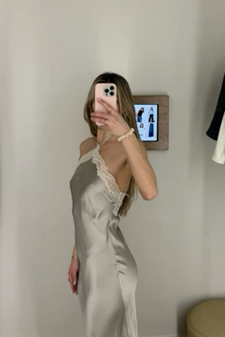 Sexy Neckholder Satin Spitze Party Abendkleid Y8169