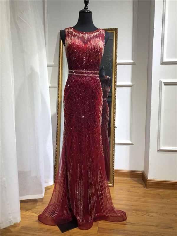 En oferta, sin devolución ni reembolso. Nuevos vestidos de noche grises de lujo con cuentas y cristales 2025, vestidos de noche formales sexys sin mangas de sirena de alta gama LA6573.