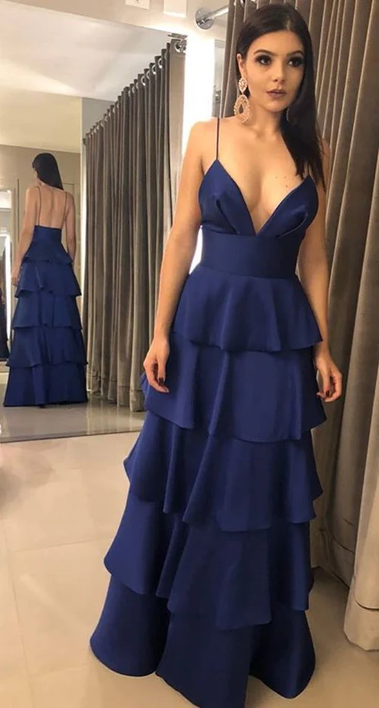 Elegante vestido de noche de satén con tirantes finos, corte A y capas, Y728