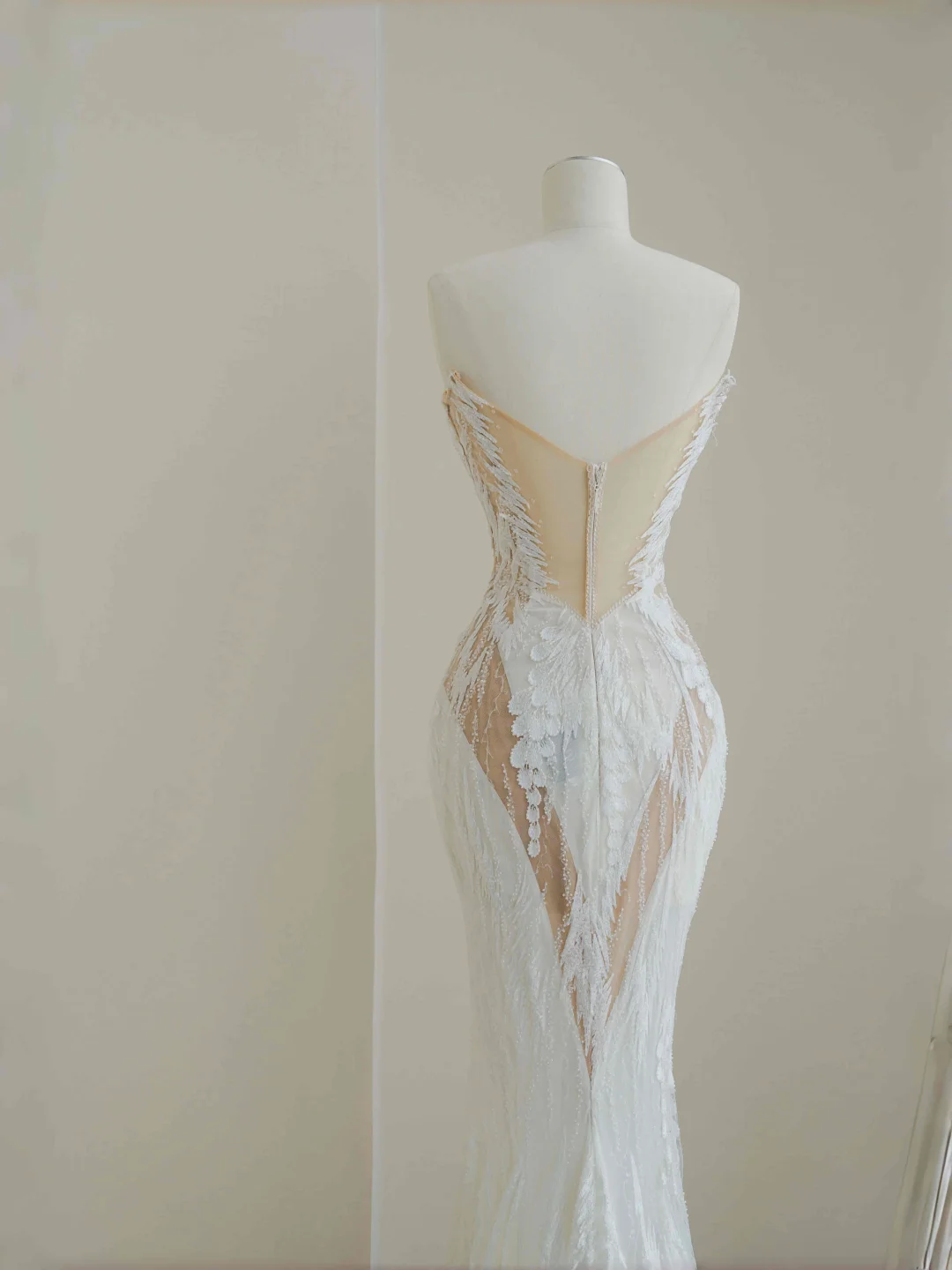 Vestido de novia de sirena con encaje de tul blanco sin tirantes, encantador, vestido largo de noche para graduación Y8678