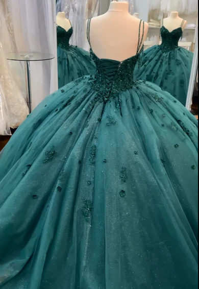 Vestido de quinceañera con cuentas y tirantes finos, color verde esmeralda, para dulces 16, Y1621