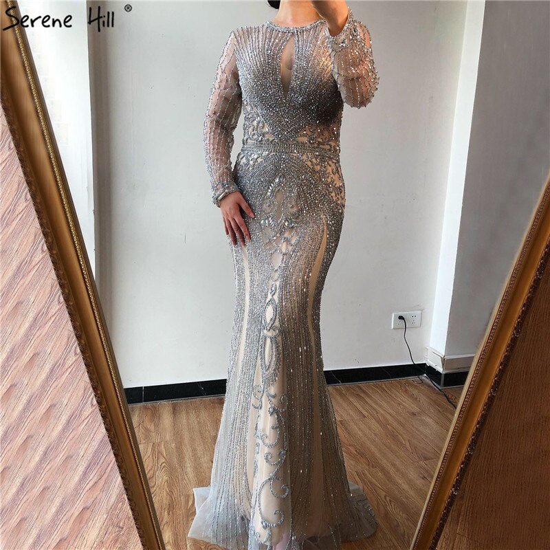 AUF LAGER 2025 Luxus-Cap-Ärmel voller Diamanten O-Ausschnitt Meerjungfrau Abendkleider Design Perlen Abendkleider Plus Size LA60742