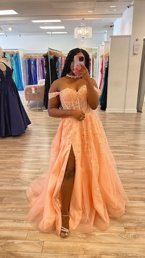 Vestido de noche con apliques de tul brillante color rosa melocotón y corpiño tipo corsé Y6173