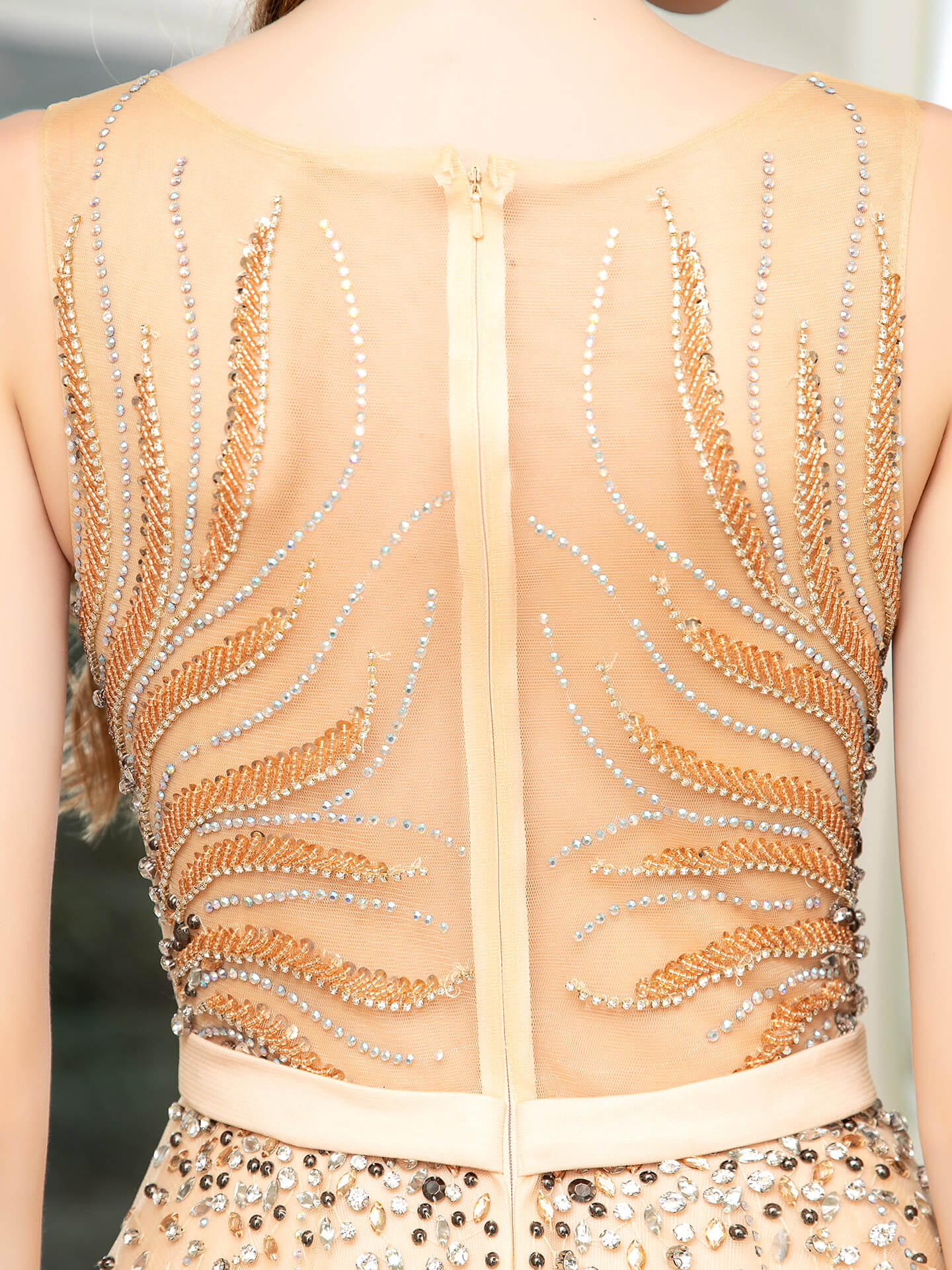 A-Linie Perlenbesetzte luxuriöse sexy formelle Abendkleider ärmellose bodenlange Ballkleider