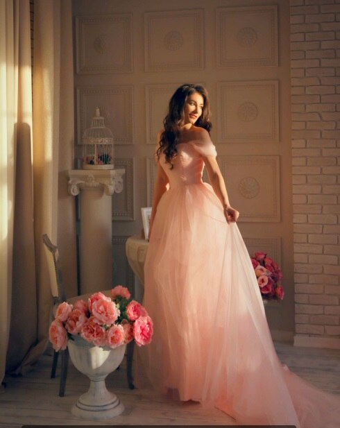 En oferta, sin devolución ni reembolso. Oferta: Vestidos de fotografía de embarazadas en azul claro con hombros descubiertos, vestidos de novia vintage con cordones y faja 2025, sexys HA2002.