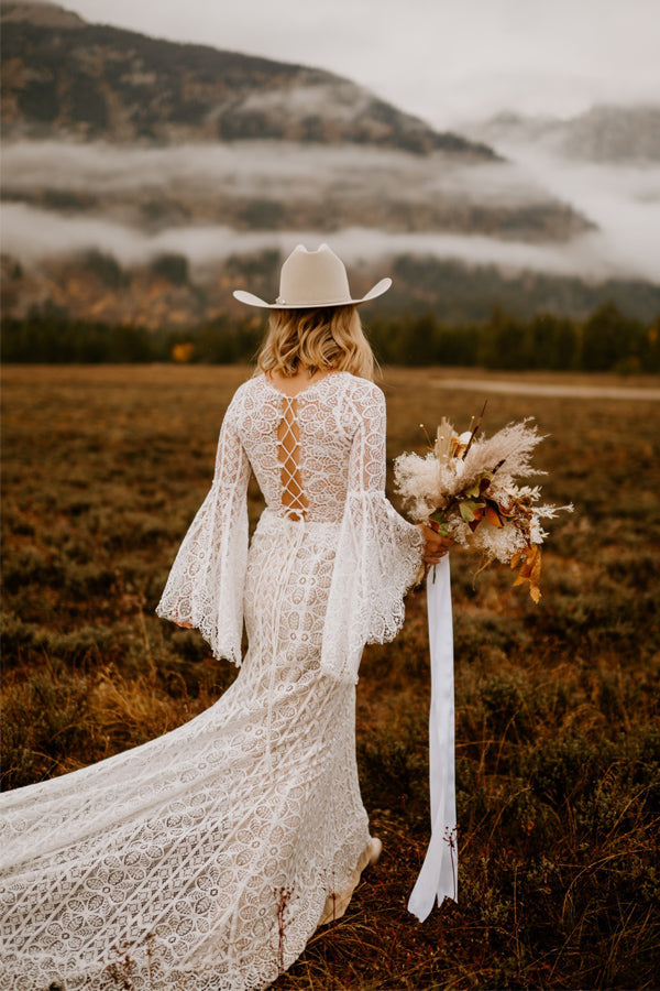 Long Sleeve Lace Wedding Dresses Lace Up Back Beach Wedding Dress WD547